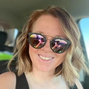 Meet your Posher, Britta